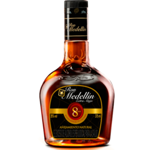 Ron Medellín 8 años Media 375ml